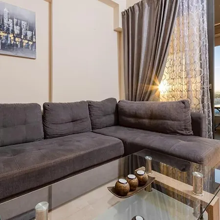 Nikolas Appartement *