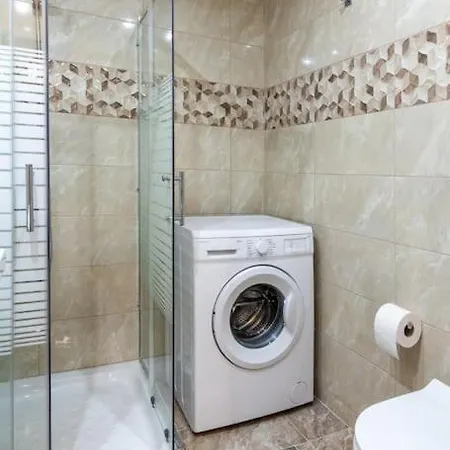 Nikolas Апартаменты *